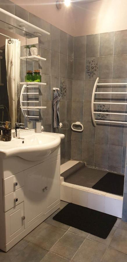 Location Saisonniere Apartment Coursan ภายนอก รูปภาพ