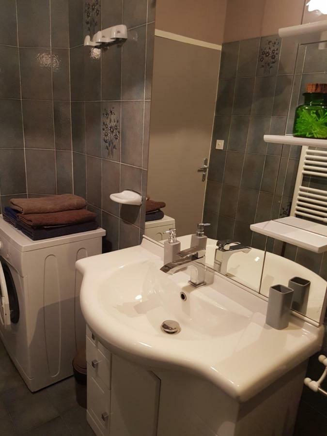 Location Saisonniere Apartment Coursan ภายนอก รูปภาพ